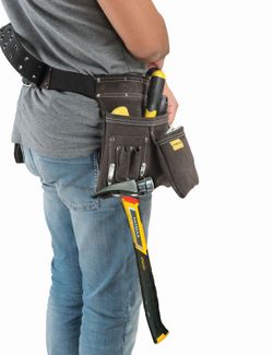 Bolsa para clavos con soporte para martillo