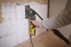 Mini-Sierra Circular de mano 650W 89mm